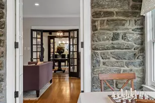 8111 St Martins Ln, Philadelphia, PA 19118 - Photo 17