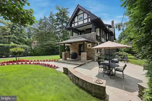 8111 St Martins Ln, Philadelphia, PA 19118 - Photo 61