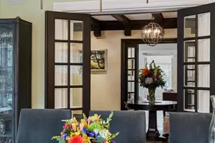 8111 St Martins Ln, Philadelphia, PA 19118 - Photo 23