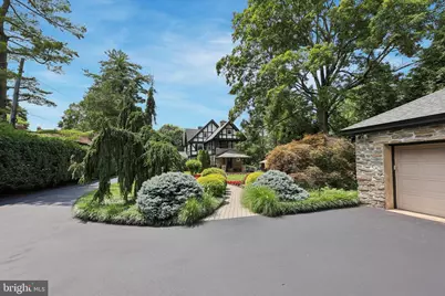 8111 Saint Martins Lane, Philadelphia, PA 19118 - Photo 55