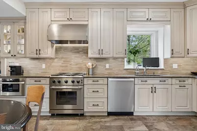 8111 Saint Martins Lane, Philadelphia, PA 19118 - Photo 31