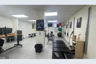 6522 Lebanon Avenue, Philadelphia, PA 19151 - Photo 9