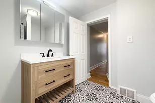 2136 E Tucker St, Philadelphia, PA 19125 - Photo 7