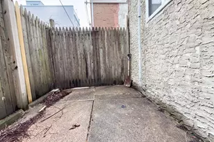 2136 E Tucker St, Philadelphia, PA 19125 - Photo 35