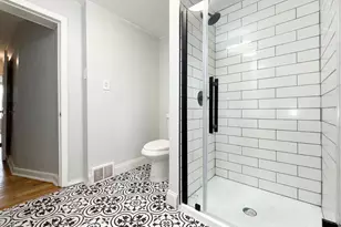 2136 E Tucker St, Philadelphia, PA 19125 - Photo 33