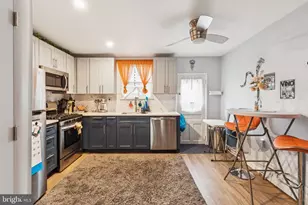 1929 S Camac St, Philadelphia, PA 19148 - Photo 13