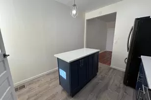 254 W Sheldon St, Philadelphia, PA 19120 - Photo 9