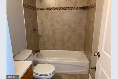 2108 N 17th Street, Philadelphia, PA 19121 - Photo 9