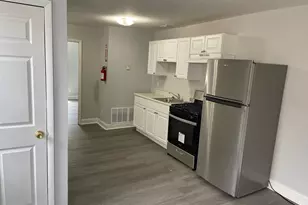 1004 S 52nd St, Philadelphia, PA 19143 - Photo 1