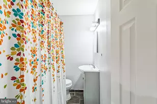 2519 Webb St, Philadelphia, PA 19125 - Photo 15