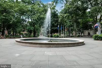 704 S Washington Square #1R, Philadelphia, PA 19106 - Photo 17