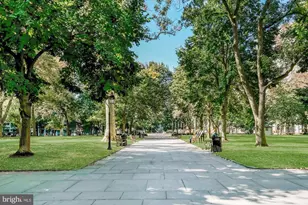 704 S Washington Square, Philadelphia, PA 19106 - Photo 15