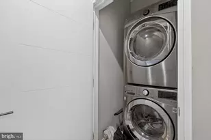 1937 Gerritt St, Philadelphia, PA 19146 - Photo 13