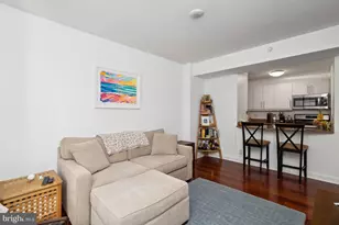 219 S 18th St, Philadelphia, PA 19103 - Photo 3