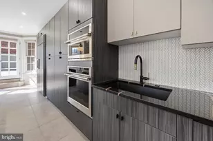 552 N 18th St, Philadelphia, PA 19130 - Photo 11