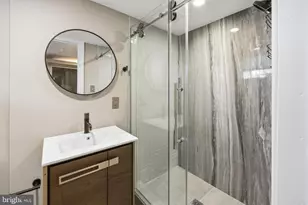 552 N 18th St, Philadelphia, PA 19130 - Photo 51