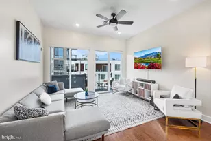 1102 N 2nd St, Philadelphia, PA 19123 - Photo 11