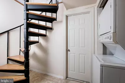 2212 Fairmount Avenue #1, Philadelphia, PA 19130 - Photo 9