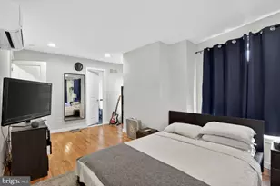 1241 S 28th St, Philadelphia, PA 19146 - Photo 13