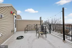 1241 S 28th St, Philadelphia, PA 19146 - Photo 17