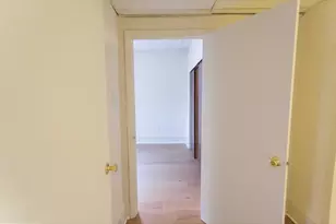 901 Clinton St, Philadelphia, PA 19107 - Photo 9