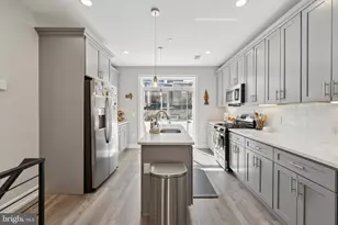 710 Cantrell St, Philadelphia, PA 19148 - Photo 7