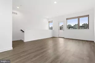 3121 Beachview Ln, Philadelphia, PA 19125 - Photo 11