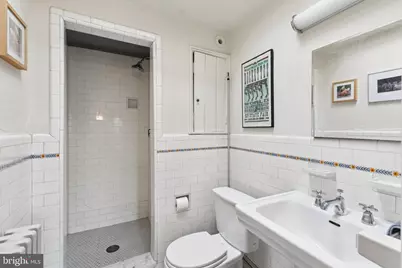 2420 Pine Street, Philadelphia, PA 19103 - Photo 25