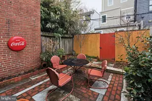 2420 Pine St, Philadelphia, PA 19103 - Photo 9