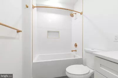 850 N 19th Street #2, Philadelphia, PA 19130 - Photo 21