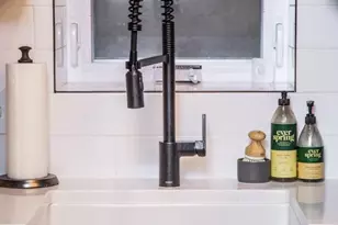 913 S Darien St, Philadelphia, PA 19147 - Photo 5