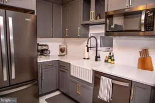 913 S Darien St, Philadelphia, PA 19147 - Photo 5
