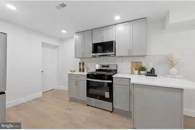 2021 E Sergeant Street, Philadelphia, PA 19125 - Photo 9