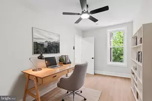 35 E Collom St, Philadelphia, PA 19144 - Photo 15