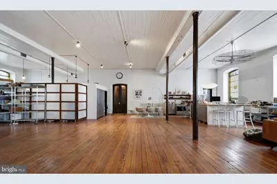 1345 E Susquehanna Avenue, Philadelphia, PA 19125 - Photo 11