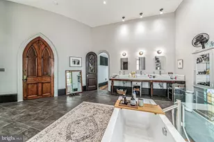 1345 E Susquehanna Ave, Philadelphia, PA 19125 - Photo 33