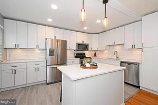 12457 Sweet Briar Rd, Philadelphia, PA 19154 - Photo 17