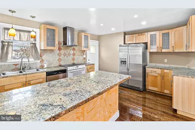 8109 Bradford Street, Philadelphia, PA 19152 - Photo 3