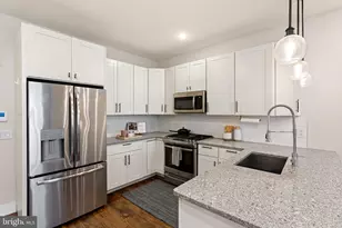 207 E Allen St, Philadelphia, PA 19125 - Photo 9