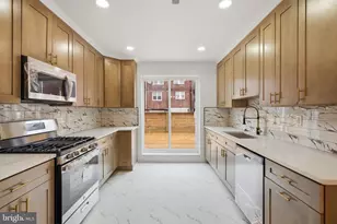 7413 Sommers Rd, Philadelphia, PA 19138 - Photo 13