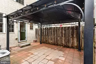 2110 Carpenter St, Philadelphia, PA 19146 - Photo 29