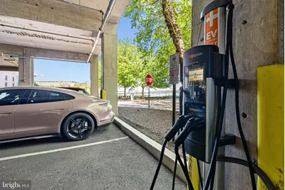 901 N Penn Street #P1601, Philadelphia, PA 19123 - Photo 11