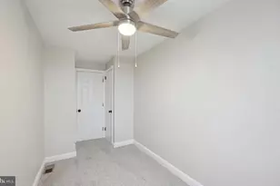 7568 Brockton Rd, Philadelphia, PA 19151 - Photo 13