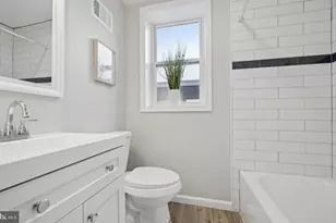 7568 Brockton Rd, Philadelphia, PA 19151 - Photo 15