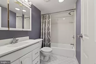 200 Lombard St, Philadelphia, PA 19147 - Photo 17