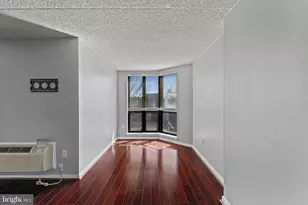 200 Lombard St, Philadelphia, PA 19147 - Photo 5