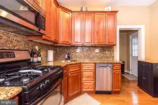 2538 S Bancroft St, Philadelphia, PA 19145 - Photo 13