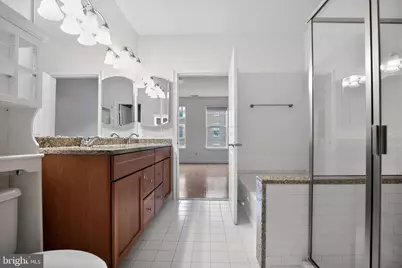 800 Admirals Way #1836, Philadelphia, PA 19146 - Photo 19