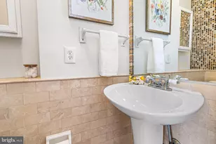 2028 Kater St, Philadelphia, PA 19146 - Photo 9
