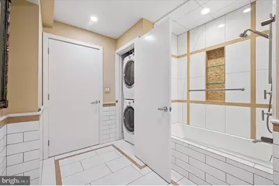 717 S Chris Columbus Boulevard #802, Philadelphia, PA 19147 - Photo 23